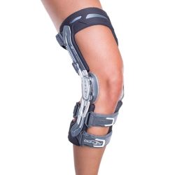 donjoy-a22-custom-knee-brace-908x908